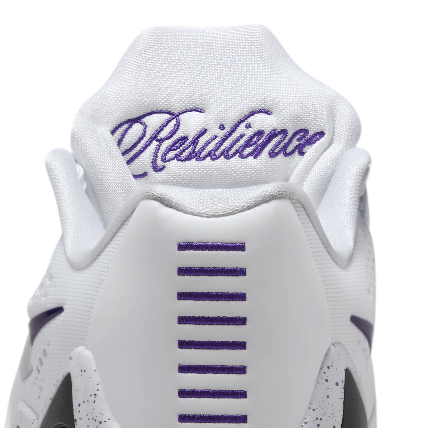 Kobe IX Elite Low EM Protro image 10