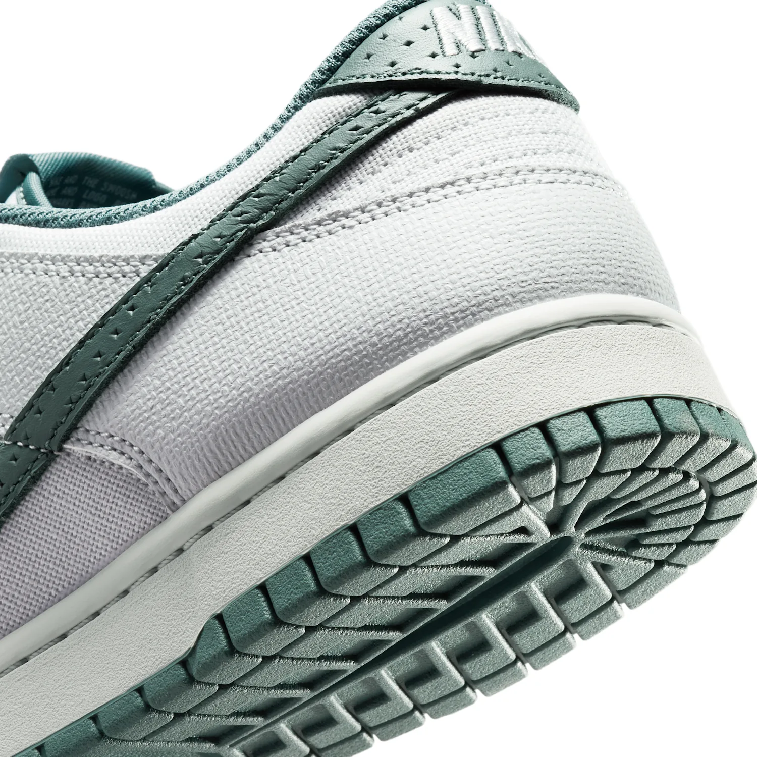 Nike Dunk Low Retro image 8