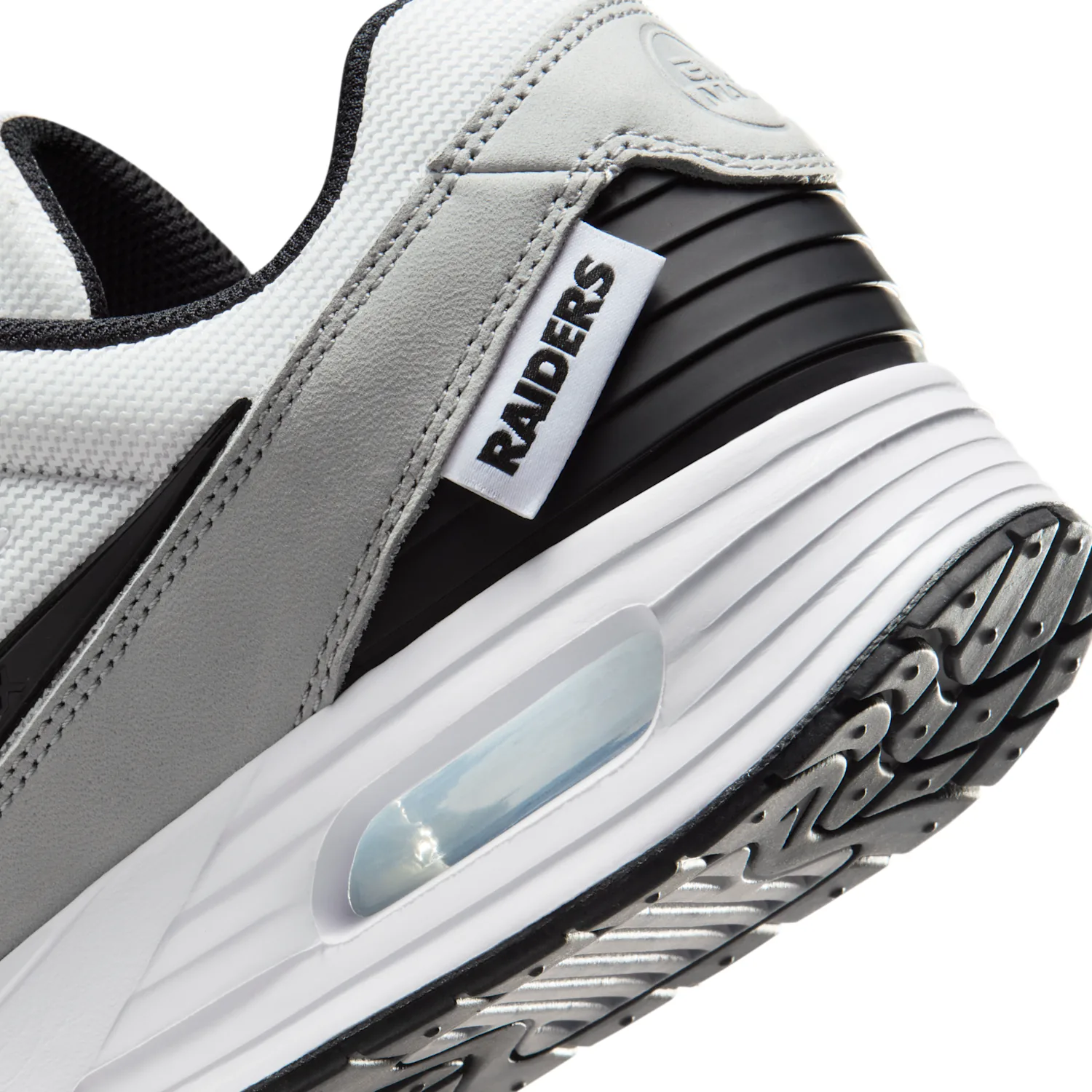 Las Vegas Raiders Air Max Verse image 8