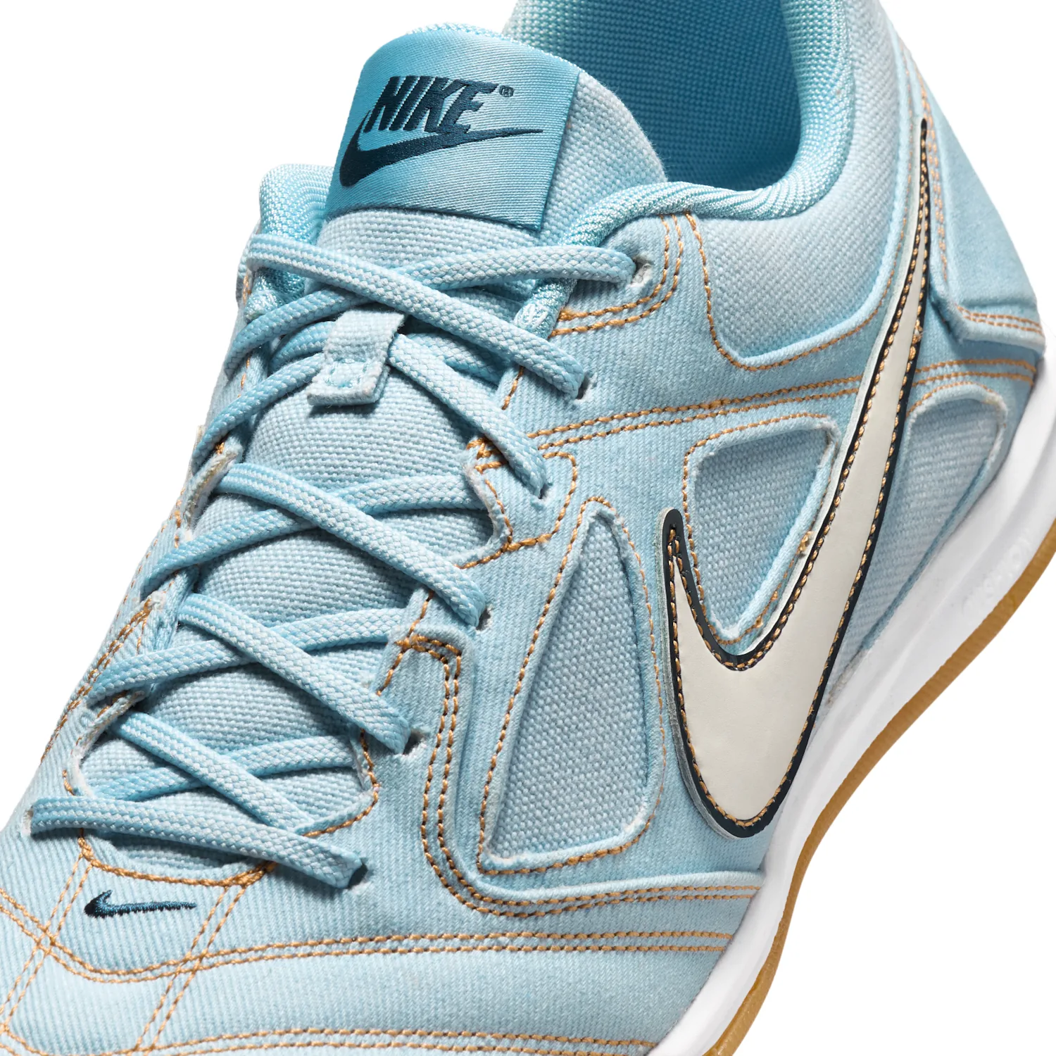 Nike Gato LV8 image 7