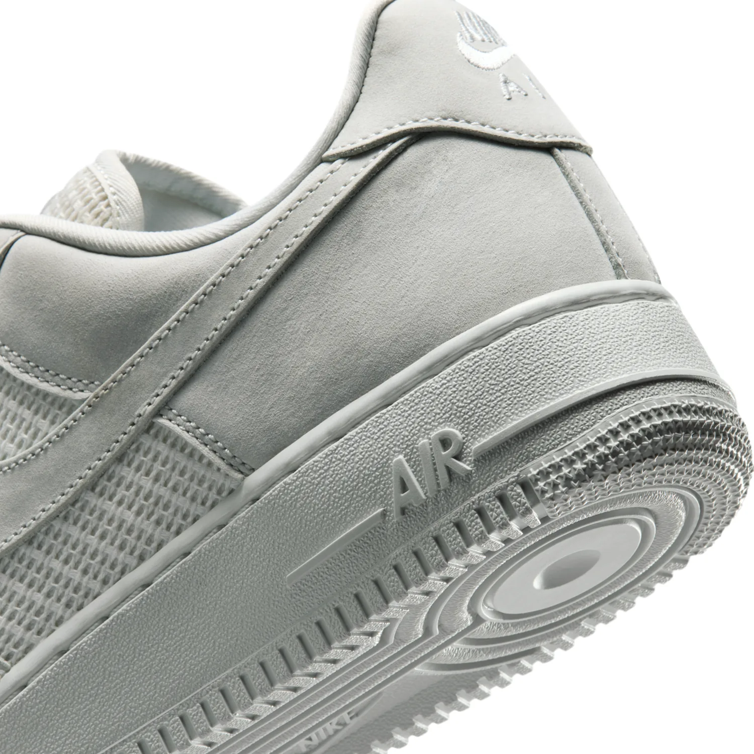 Nike Air Force 1 '07 LV8 image 8