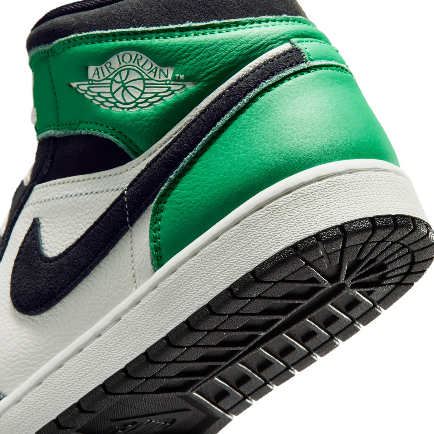 Air Jordan 1 Mid SE image 8