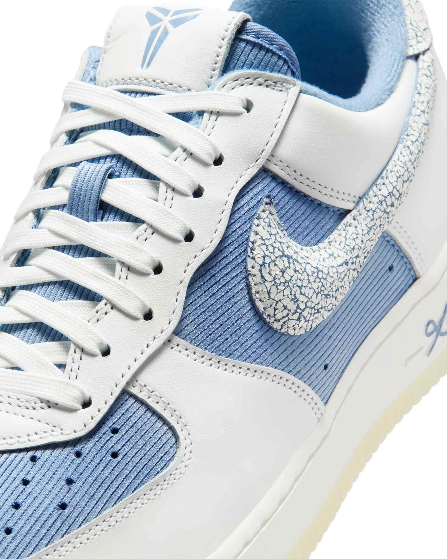 Nike Air Force 1 Protro image 12