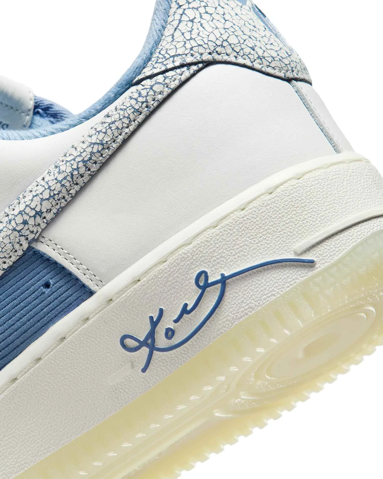 Nike Air Force 1 Protro image 13