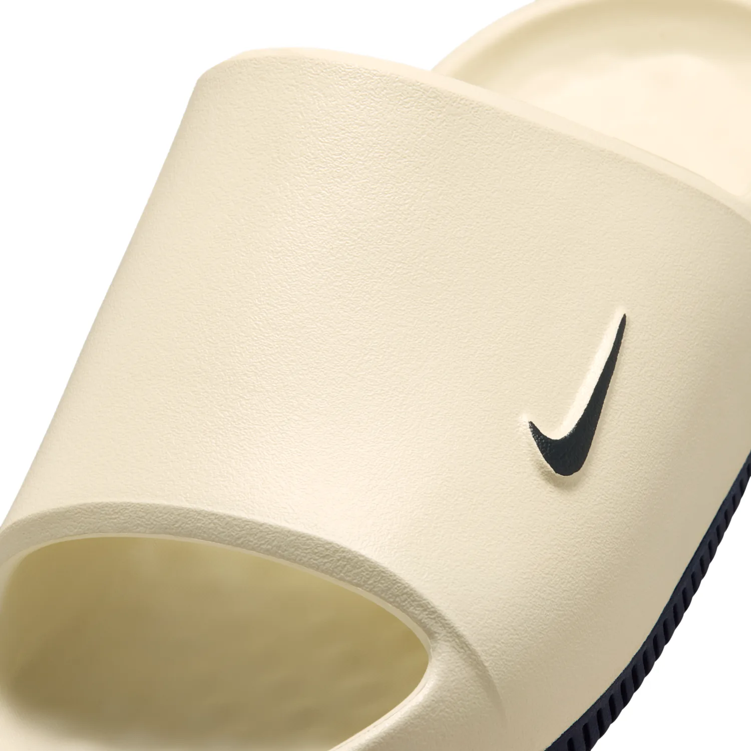 Nike Calm (Michigan) image 6