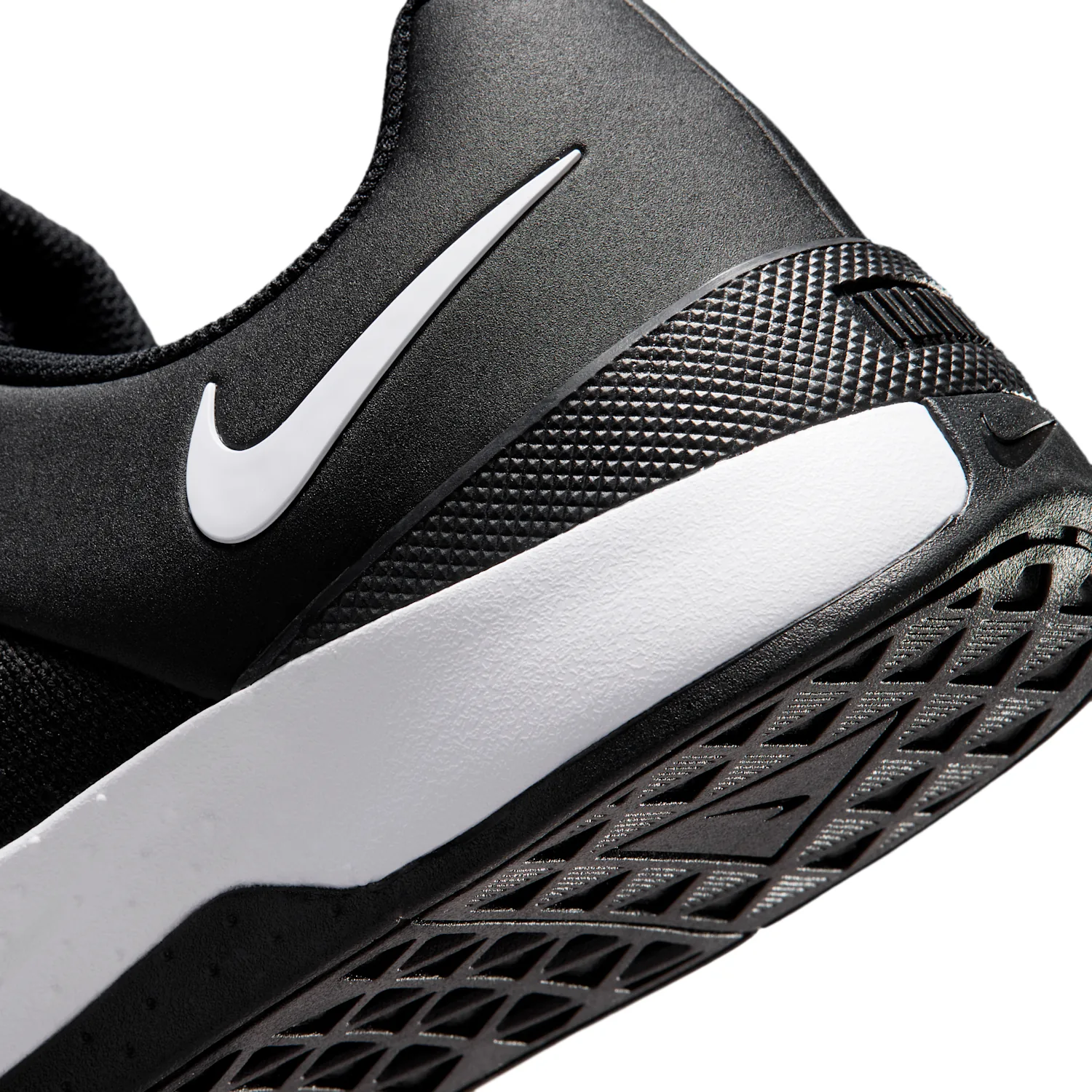 Nike MC Trainer 4 image 8
