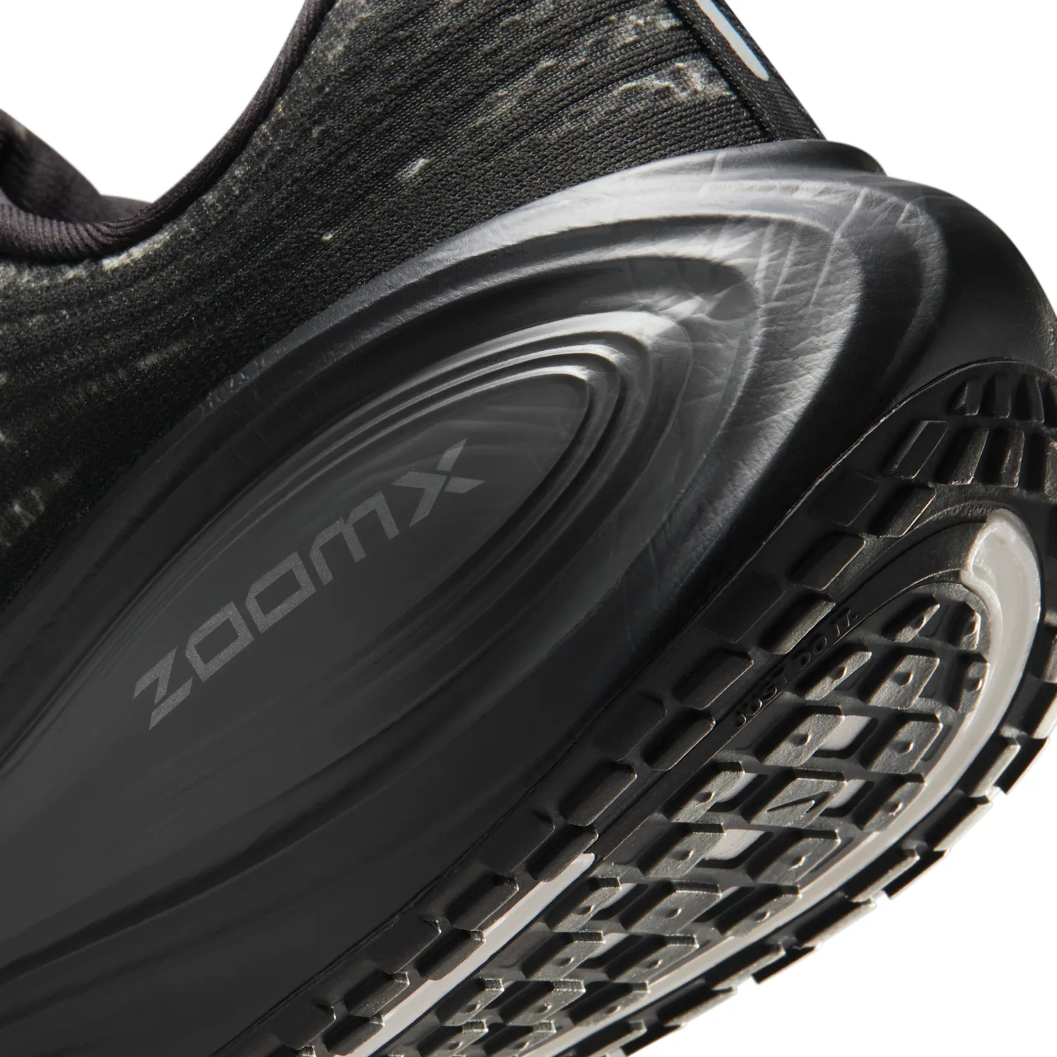 Nike Vomero Plus image 8