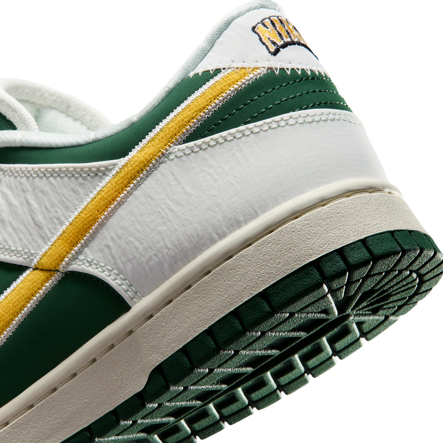 Nike Dunk Low Retro image 8
