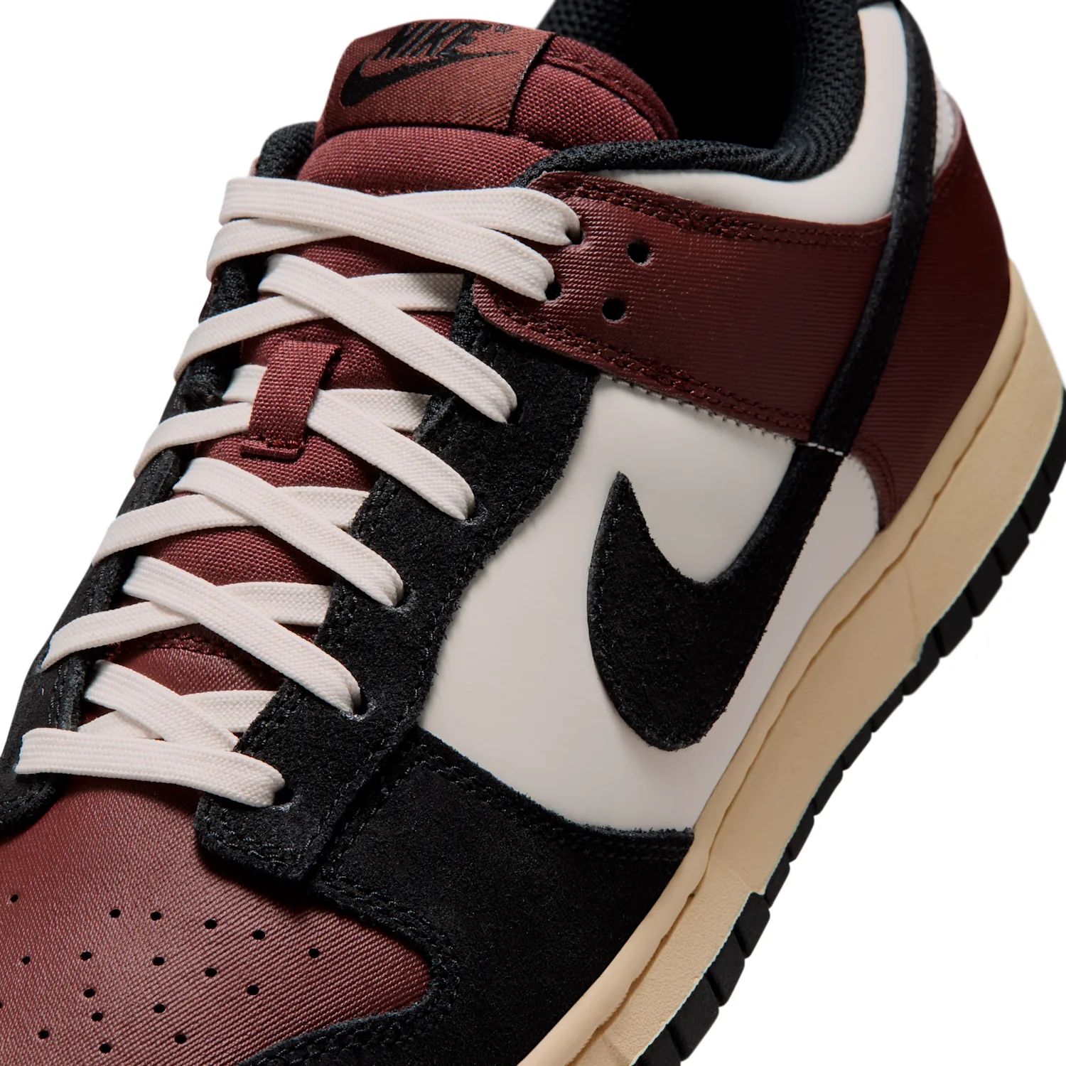 Nike Dunk Low Retro image 7