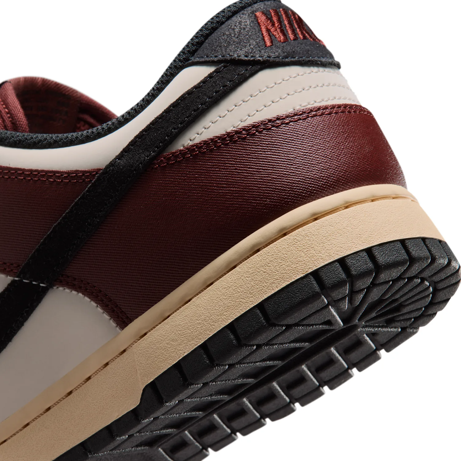 Nike Dunk Low Retro image 8