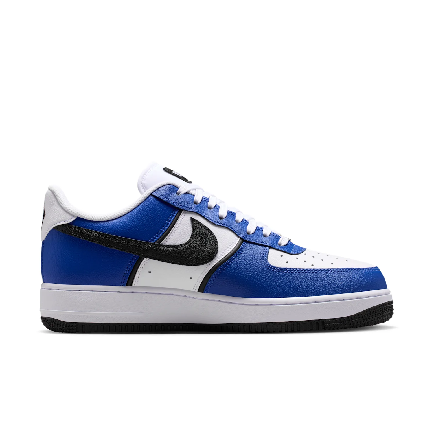 Nike Air Force 1 '07 LV8 image 3