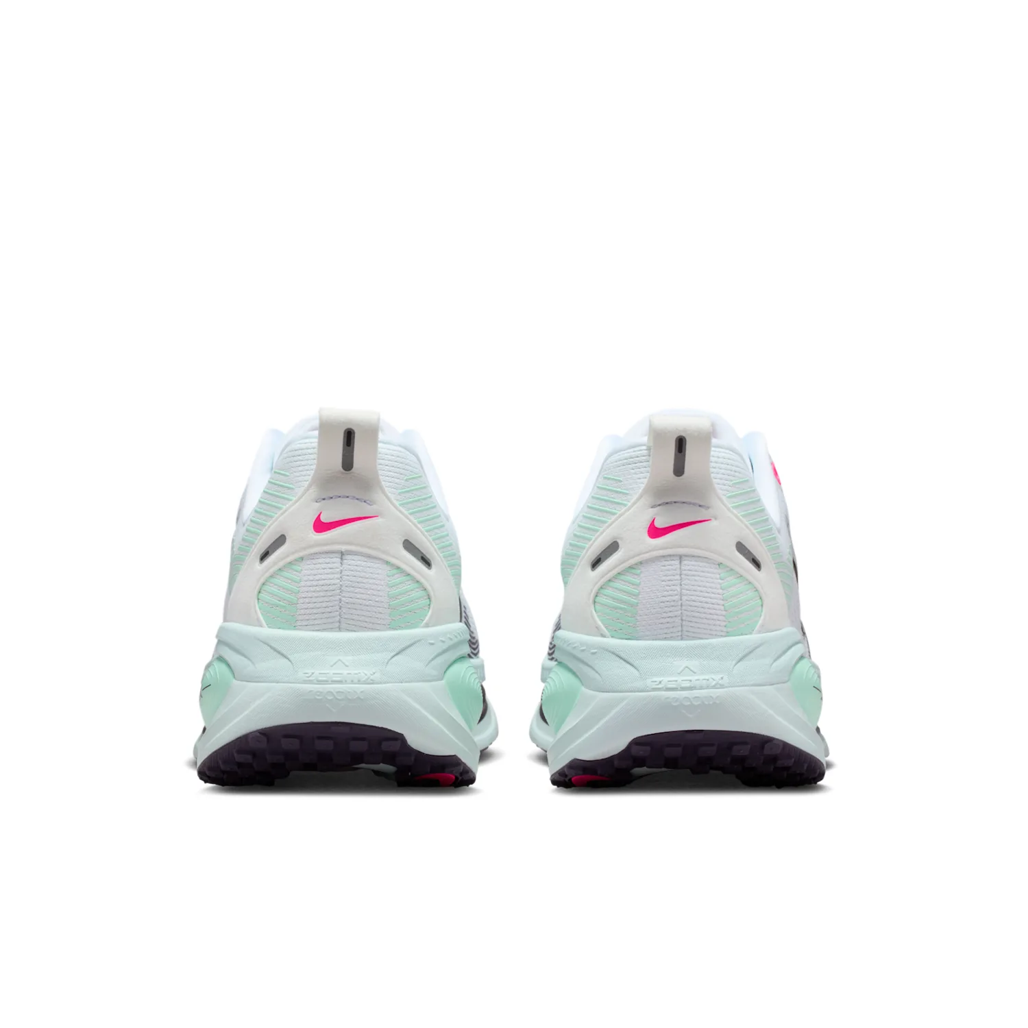 Nike Vomero 18 image 6