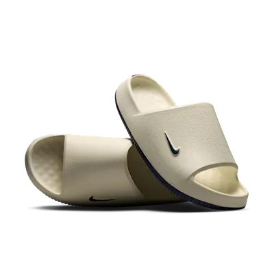 Nike Calm (New England Patriots)