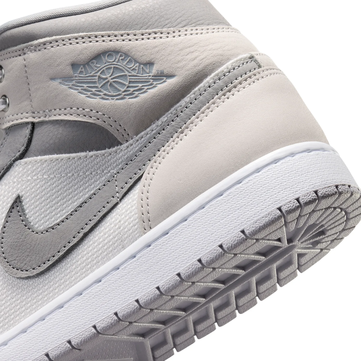 Air Jordan 1 Mid SE image 8