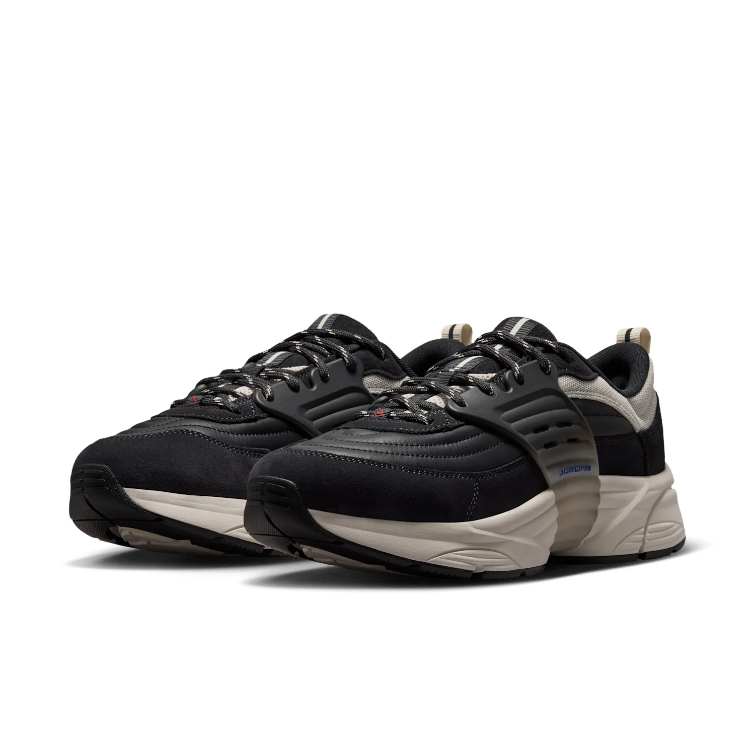 Jordan Trunner O/S SE image 5