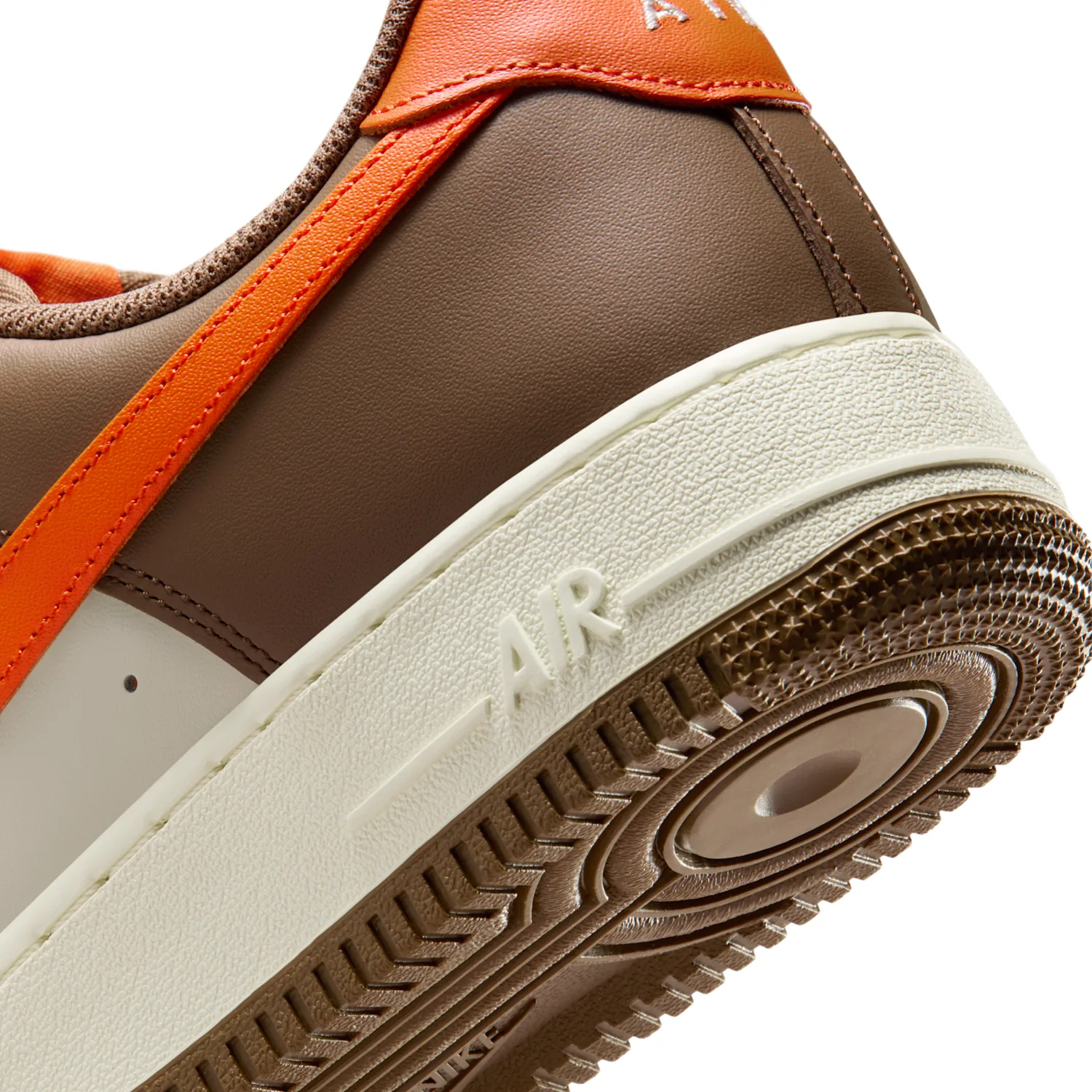 Nike Air Force 1 '07 image 8