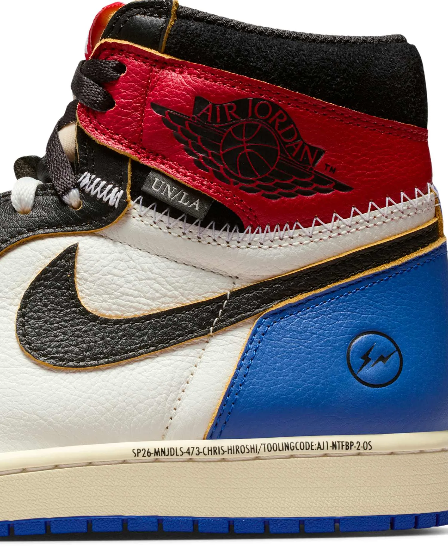 Air Jordan 1 Retro High OG x Union x Fragment image 12