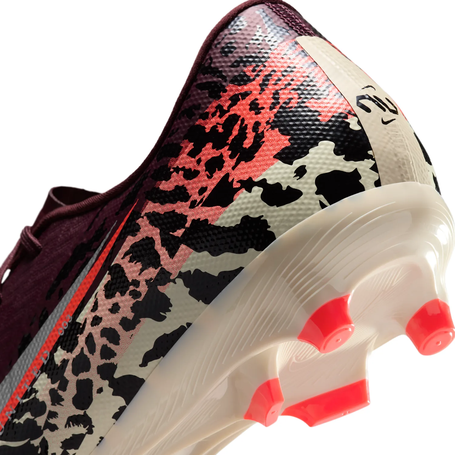 Nike United Mercurial Vapor 16 Academy image 9