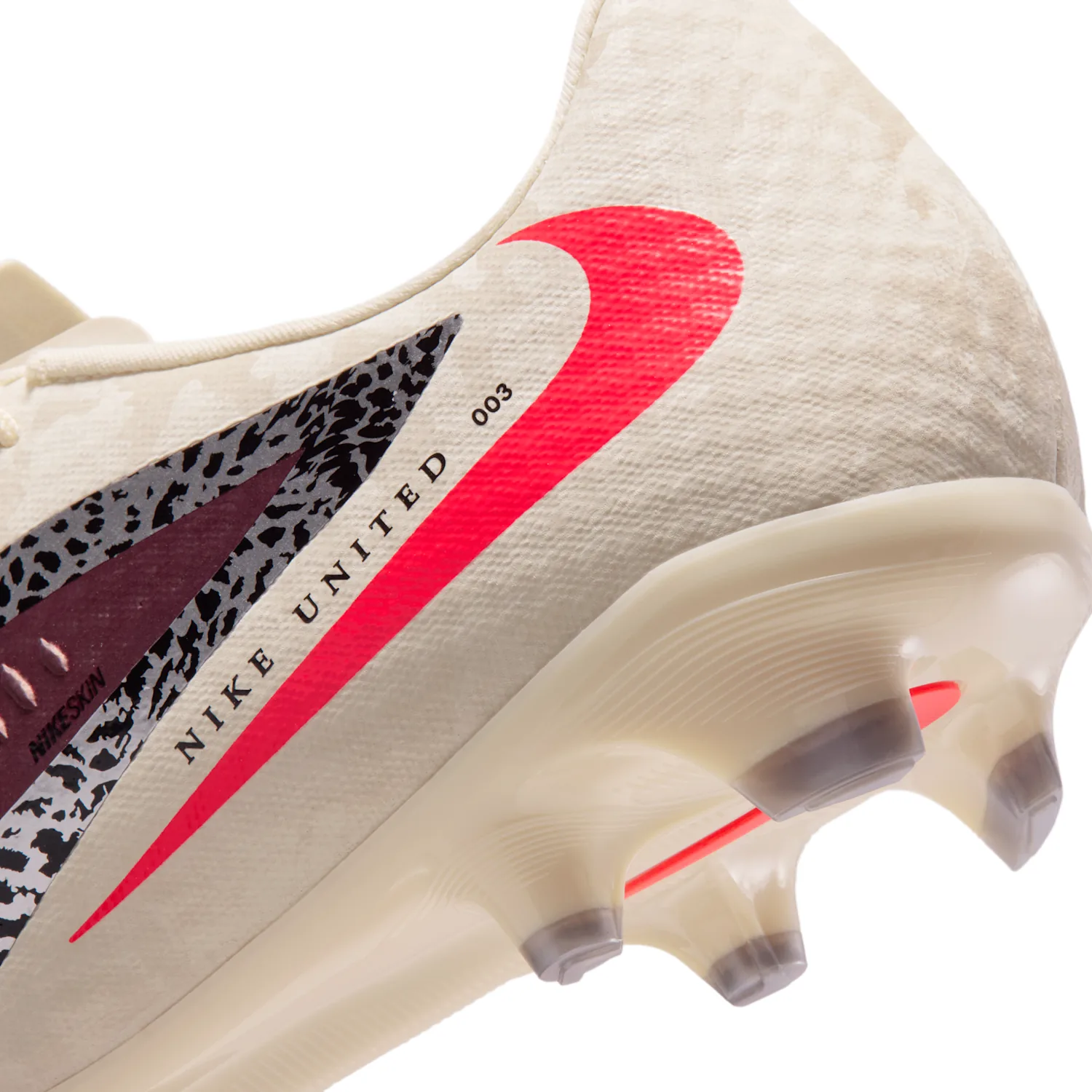 Nike United Phantom 6 Low Academy image 9