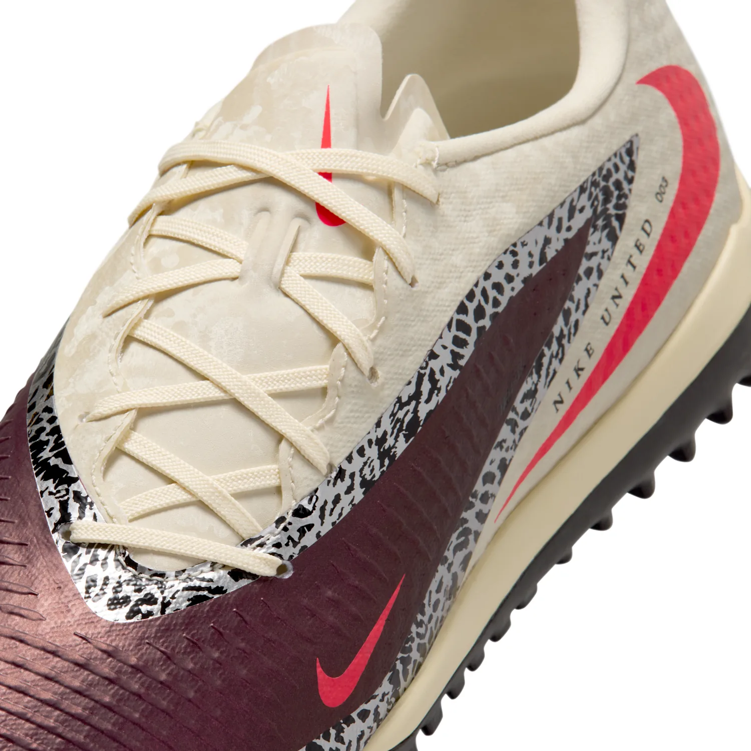 Nike United Phantom 6 Low Academy image 7