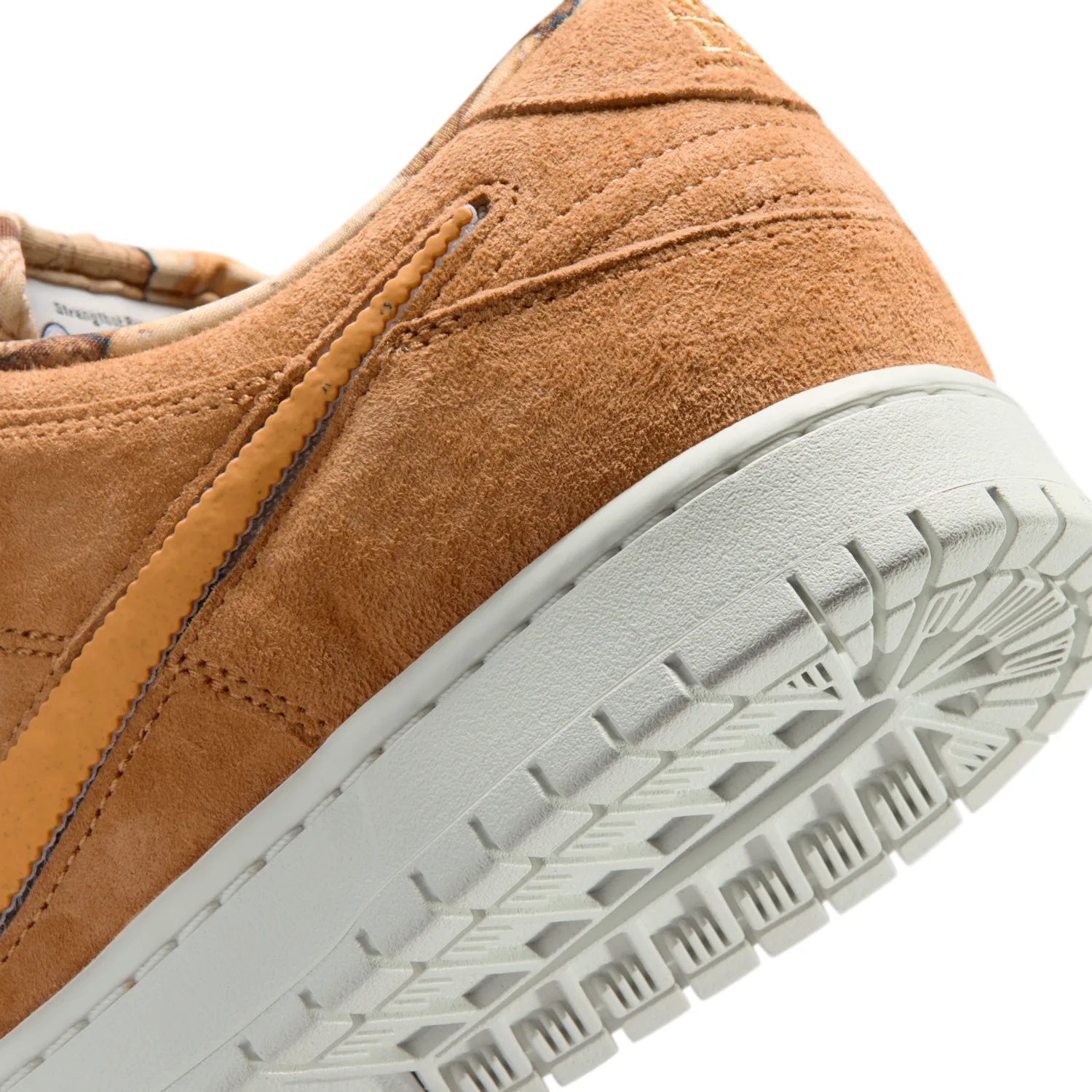 Nike SB Dunk Low Pro image 13