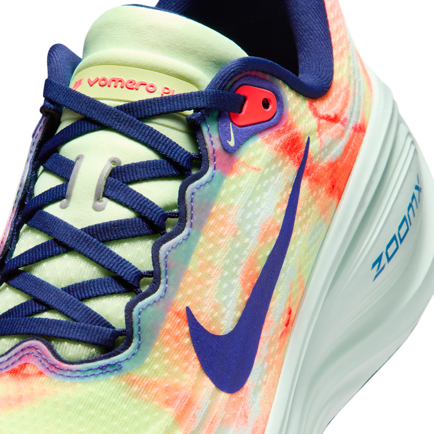 Nike Vomero Plus image 7