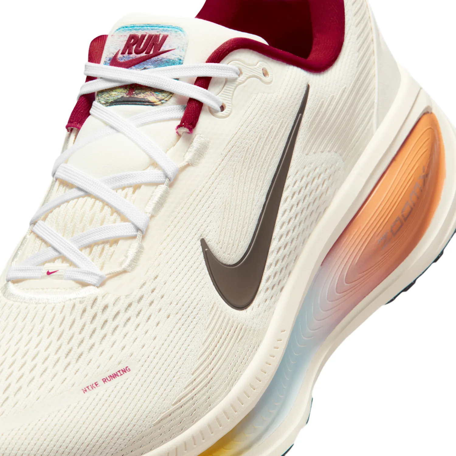 Nike Vomero 18 image 7