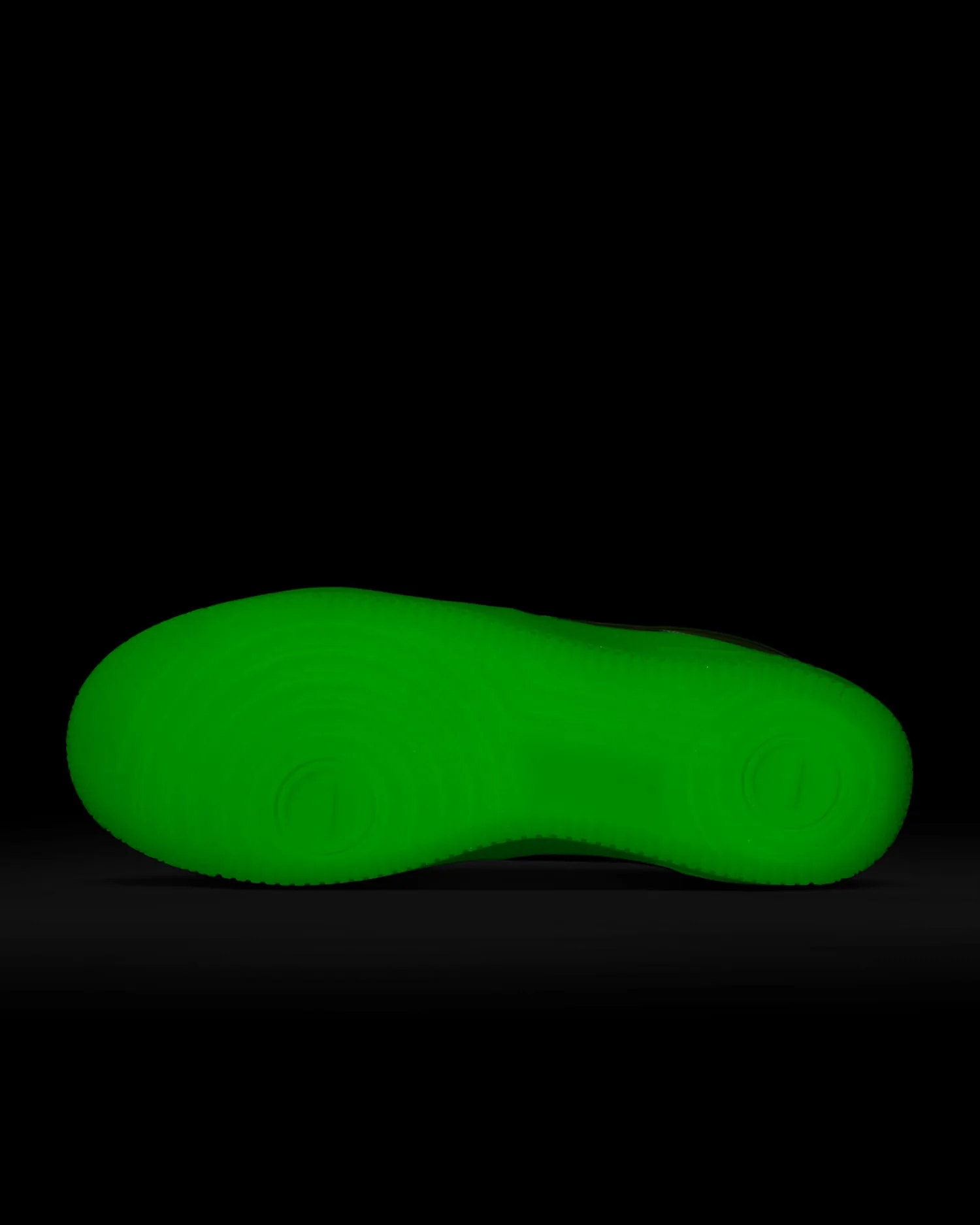 Nike Air Force 1 x Lebron image 14