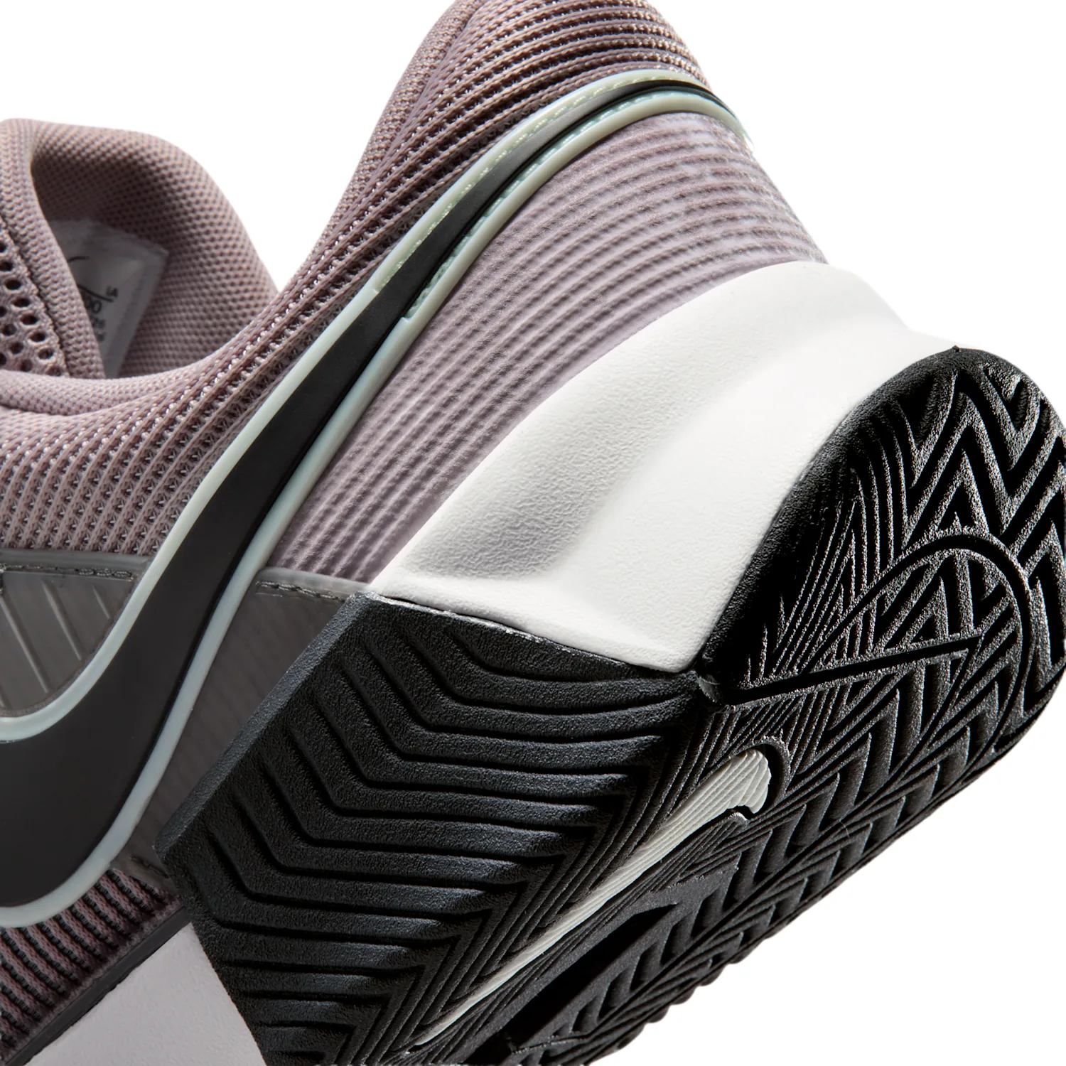 Nike Zoom GP Challenge 1.5 PRM image 9