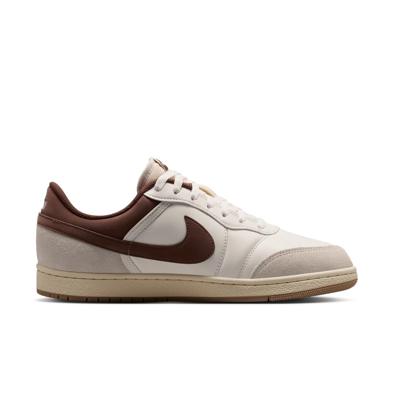 Air Jordan Skyline Low LE image 3