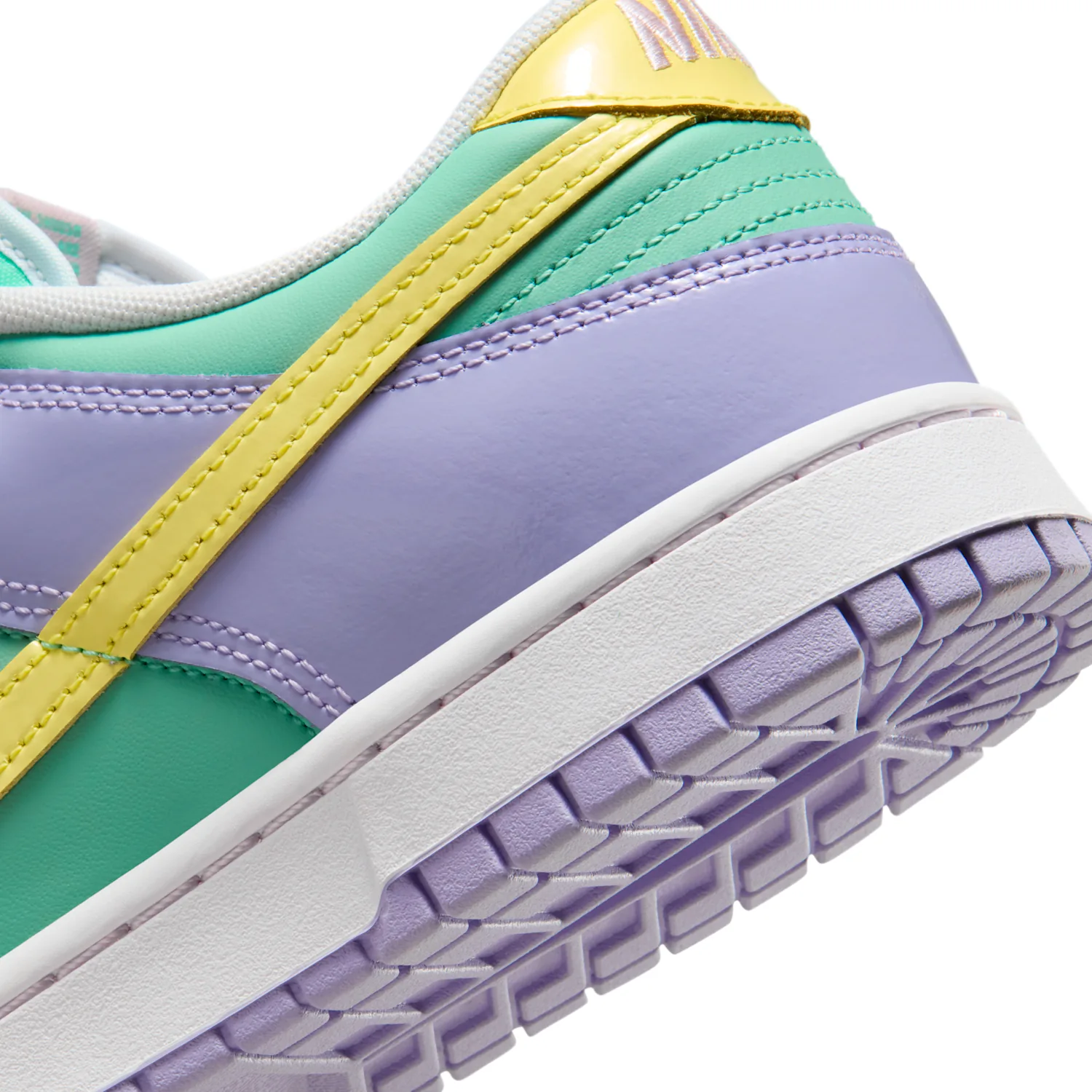 Nike Dunk Low Retro image 8