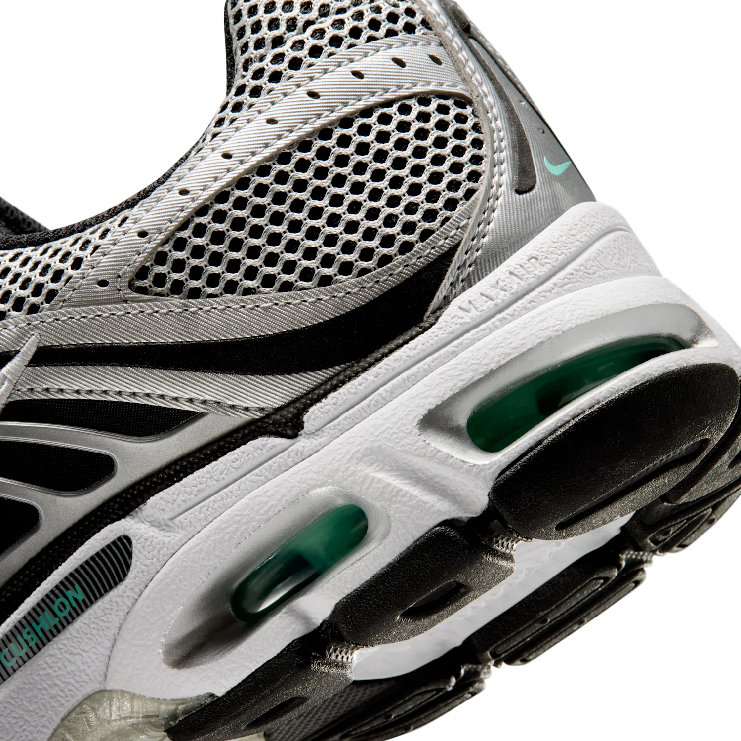 Nike Air Max Moto 2K image 8