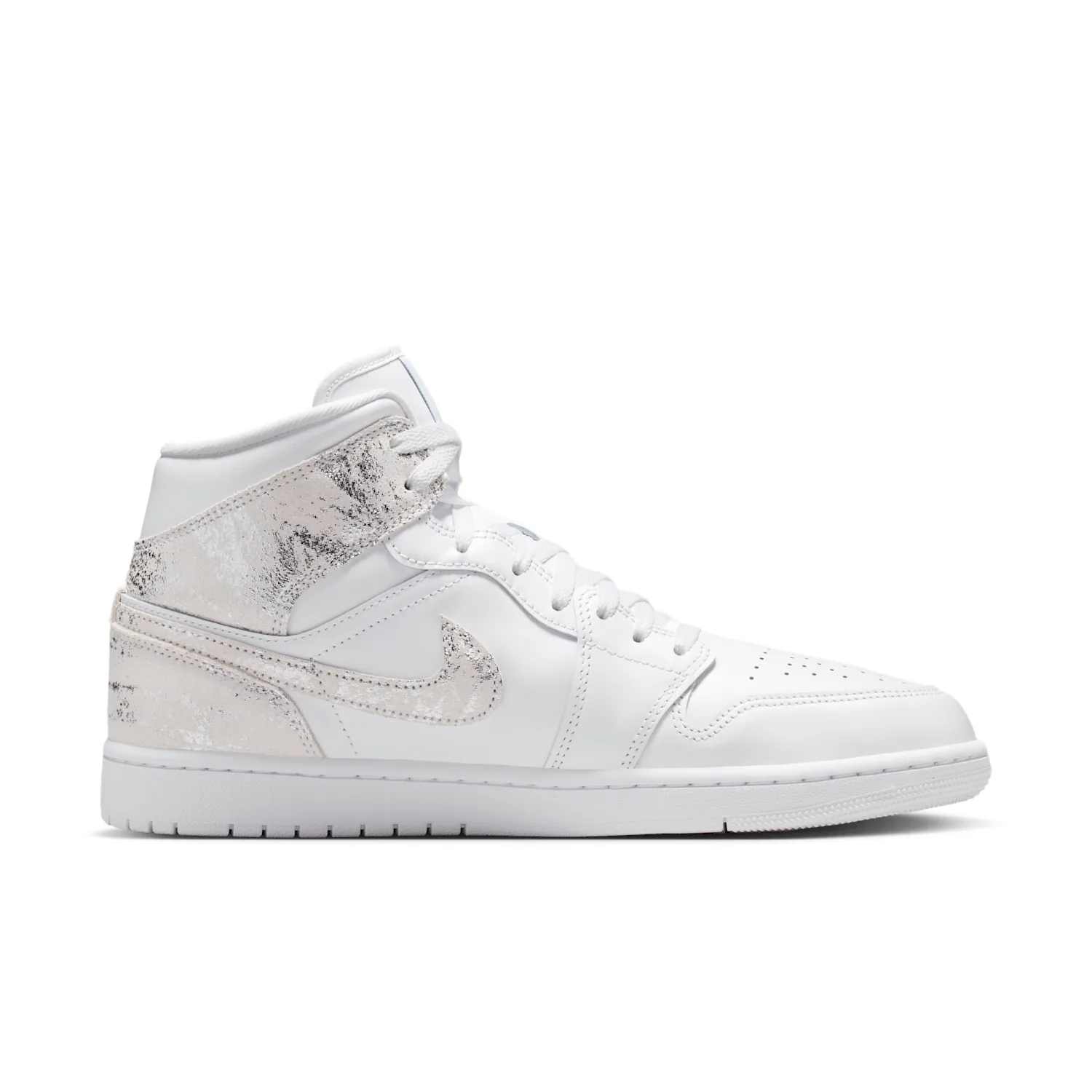 Air Jordan 1 Mid SE image 3