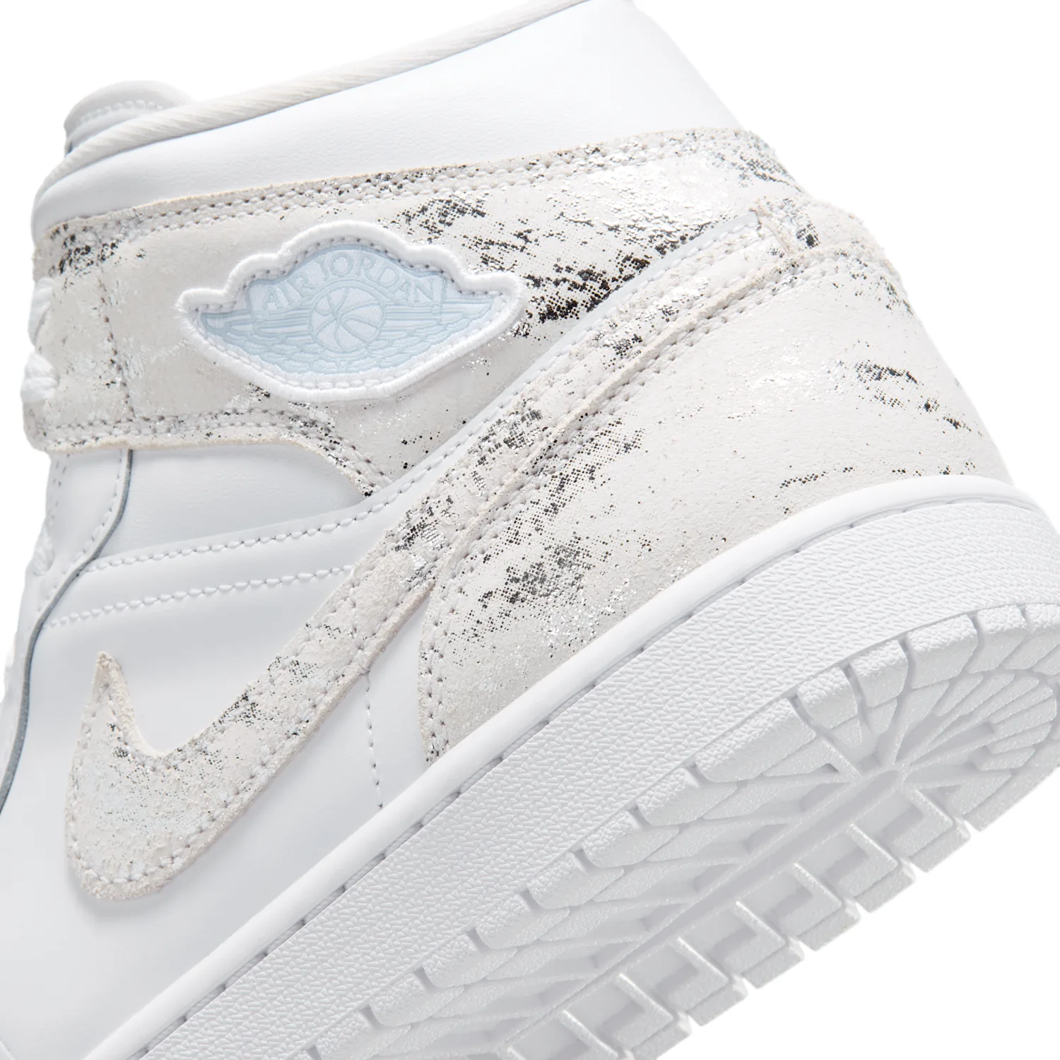 Air Jordan 1 Mid SE image 8