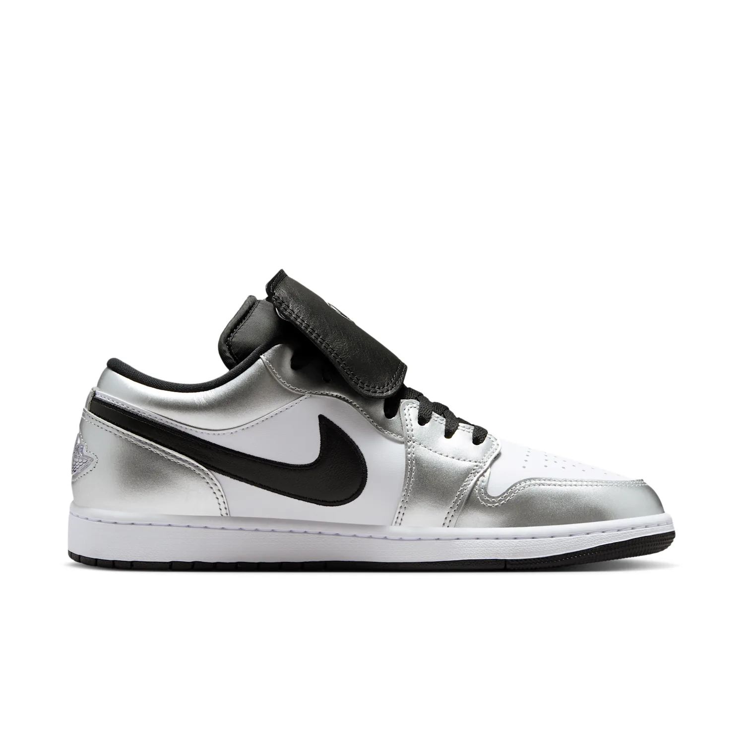Air Jordan 1 Low SE image 4