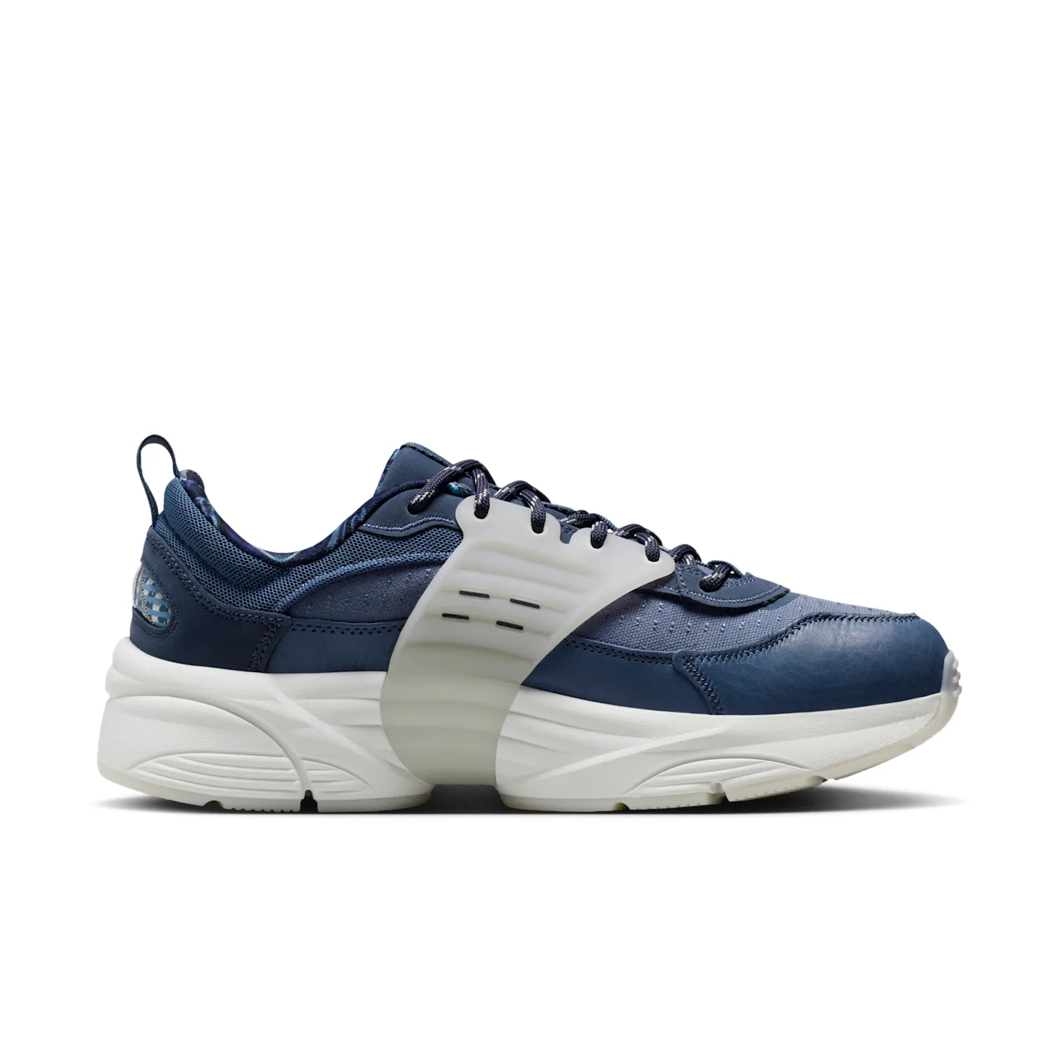 Jordan Trunner O/S image 3