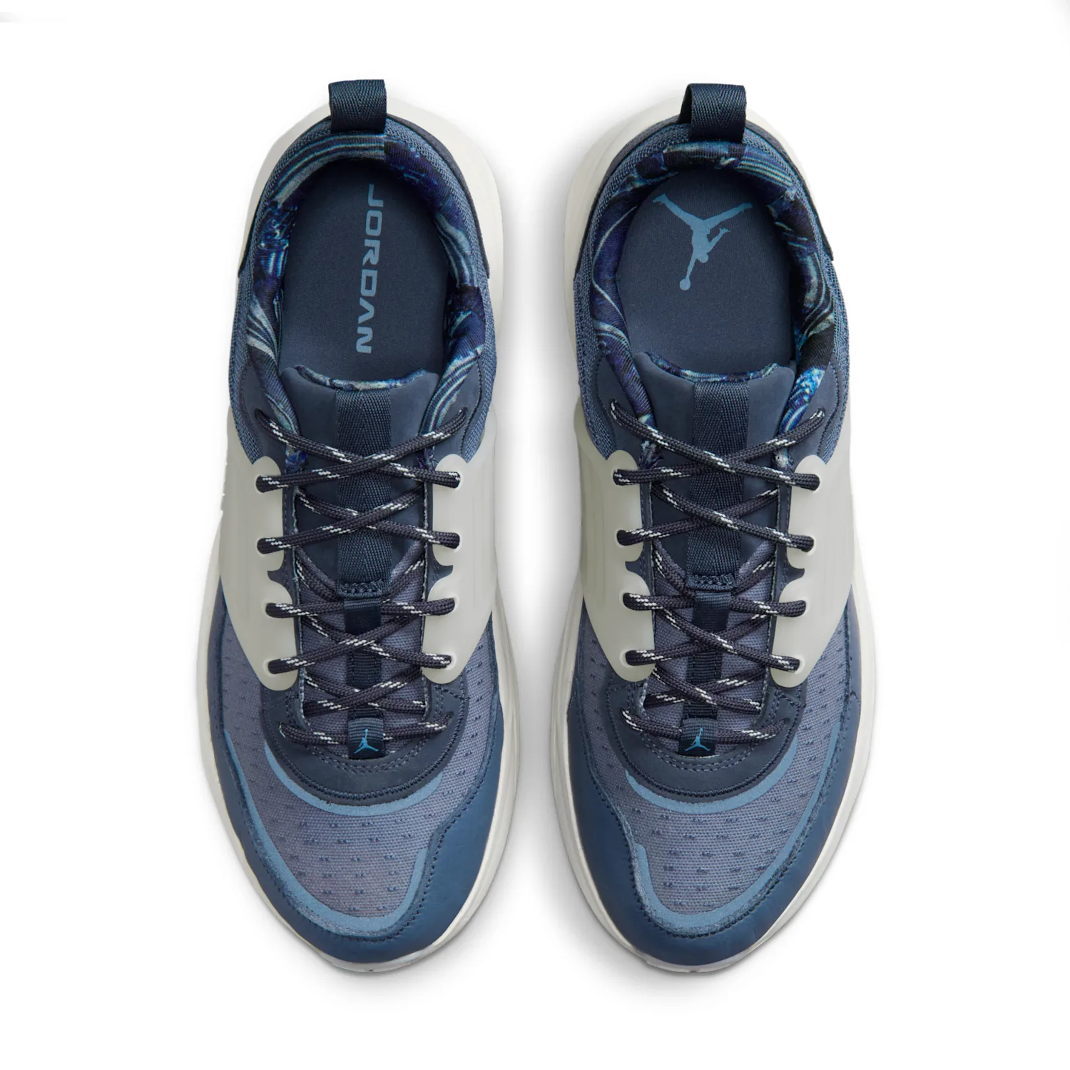 Jordan Trunner O/S image 4