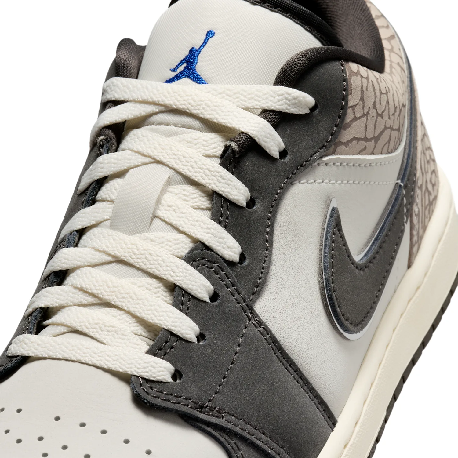 Air Jordan 1 Low SE image 7