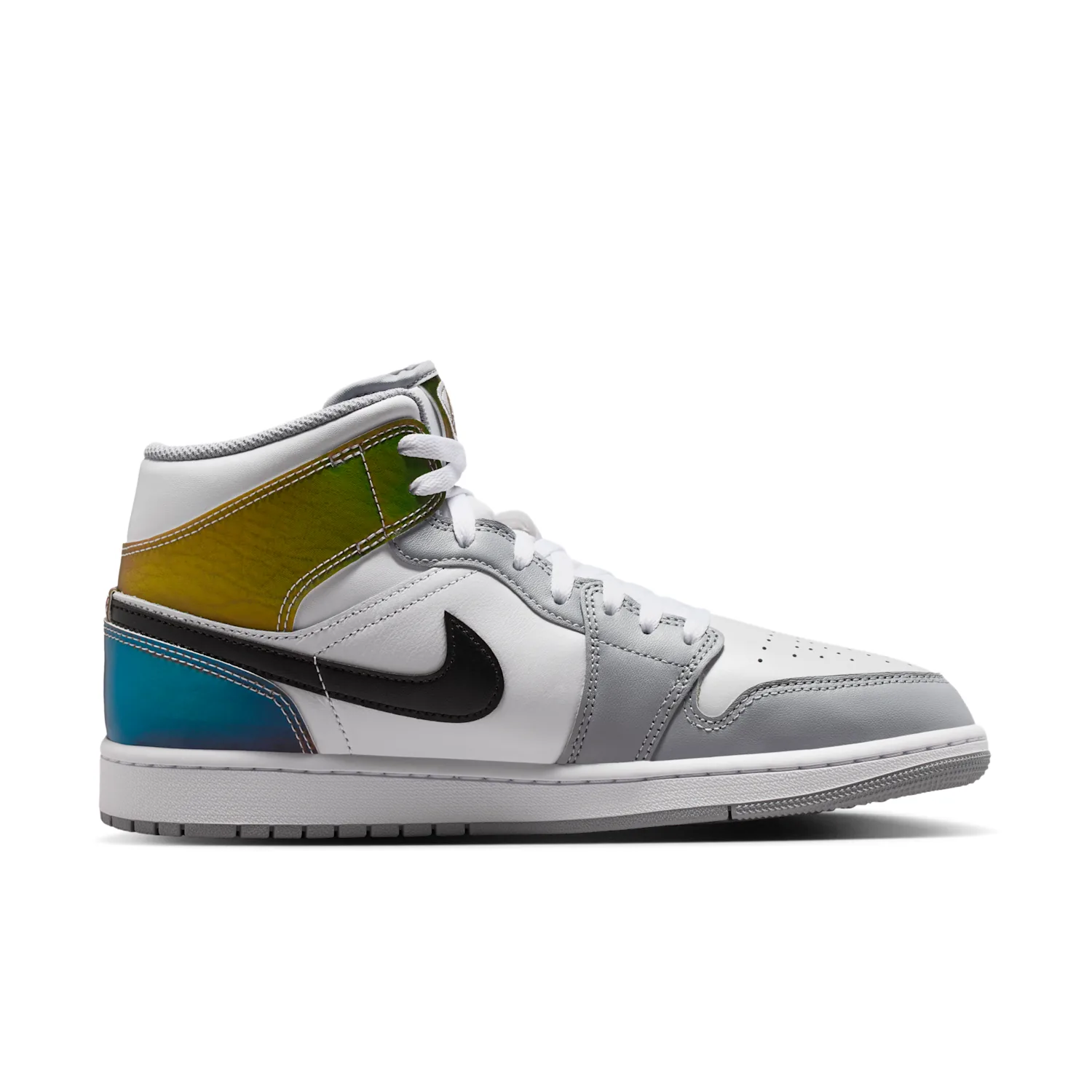 Air Jordan 1 Mid SE image 3