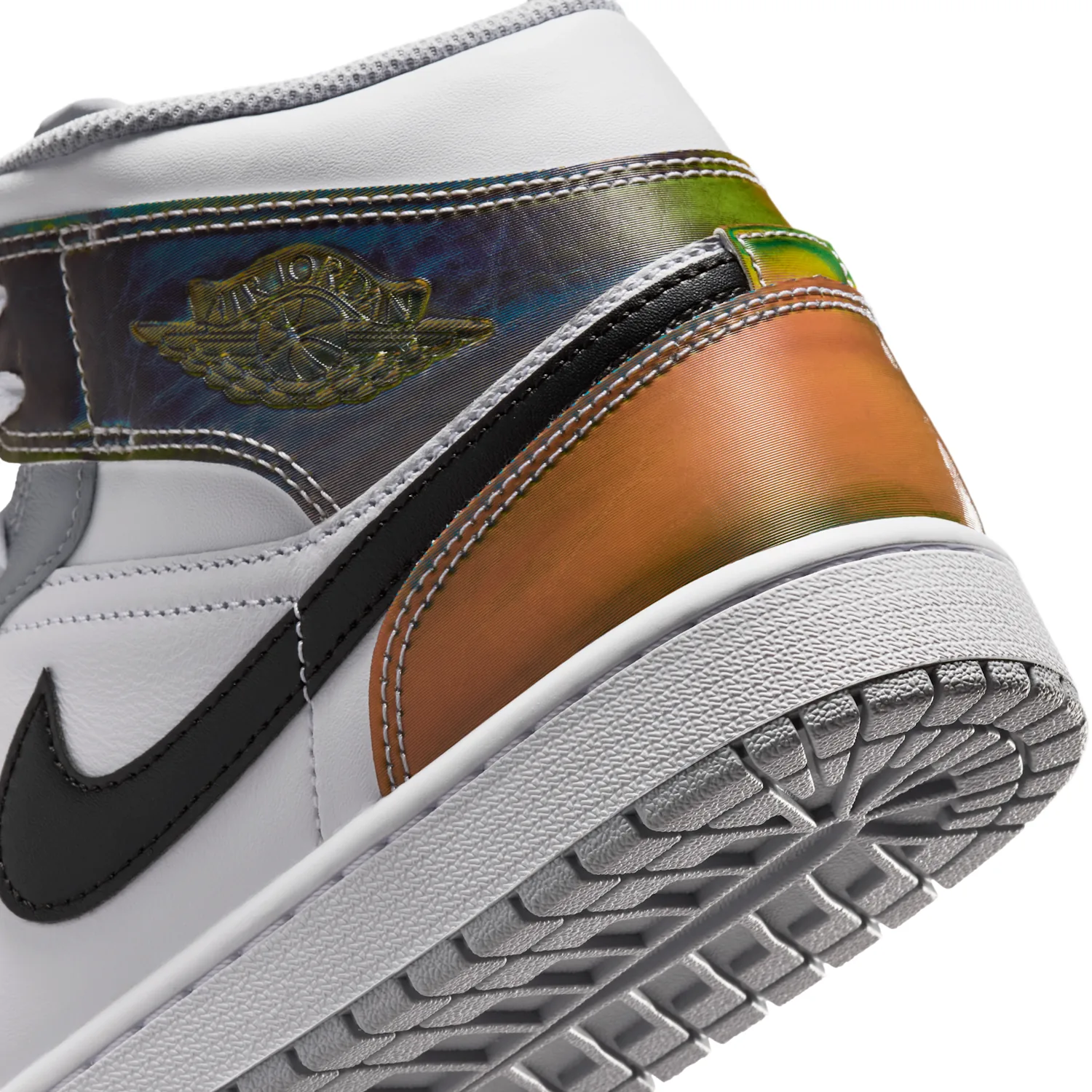 Air Jordan 1 Mid SE image 8