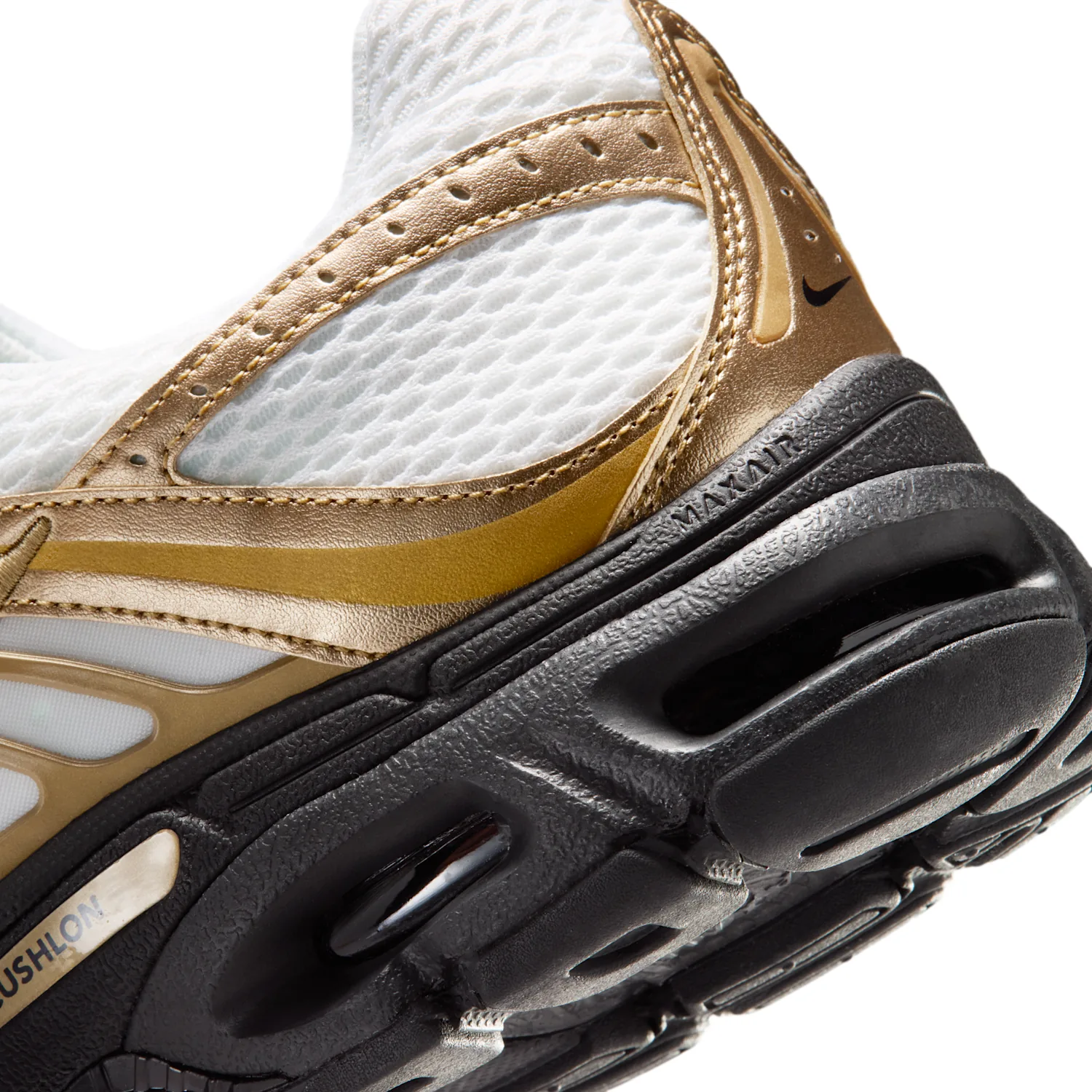 Nike Air Max Moto 2K image 8