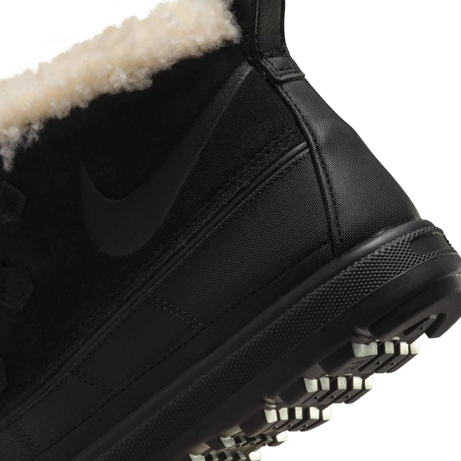 Nike Woodside Chukka 2 image 8
