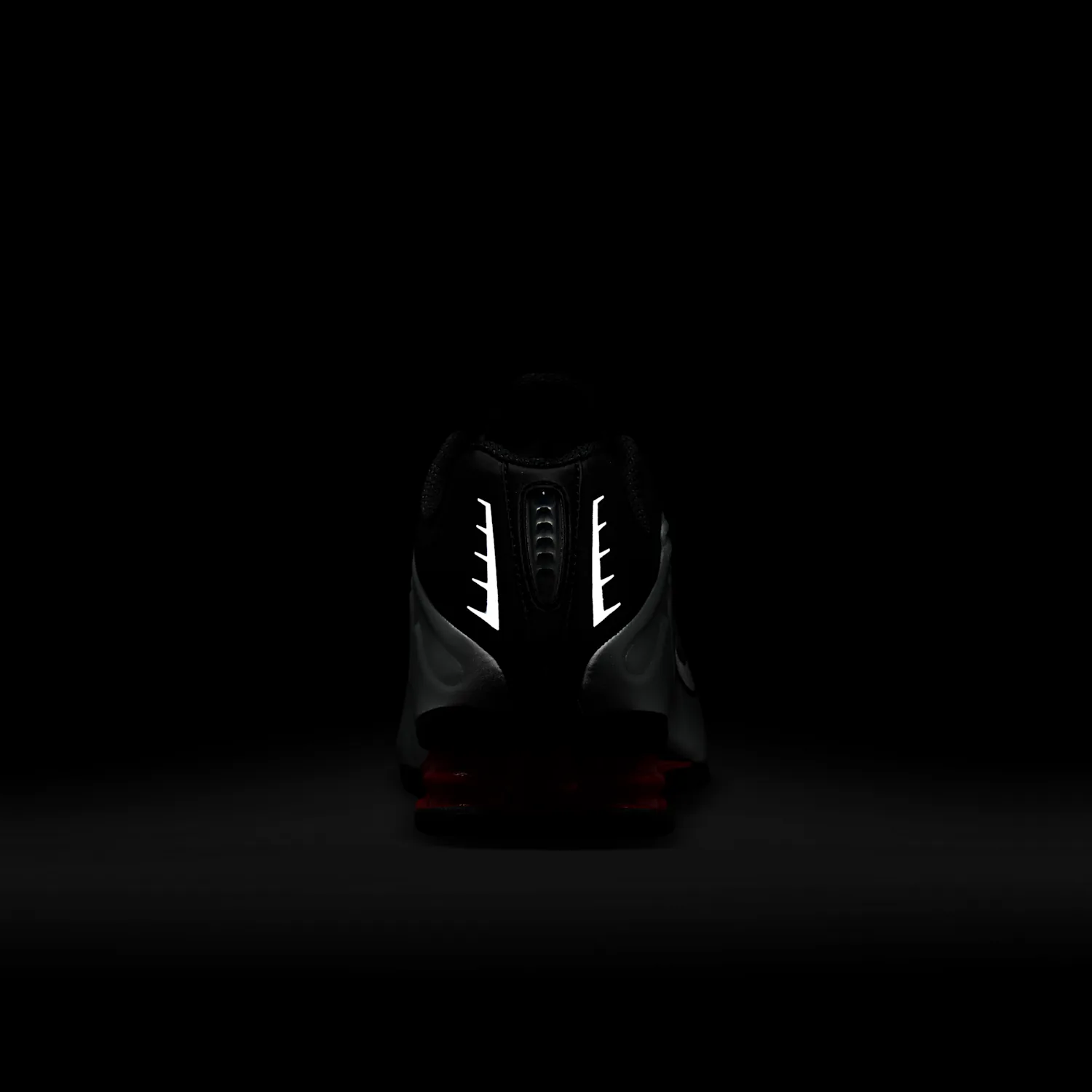 Nike Shox R4 image 2