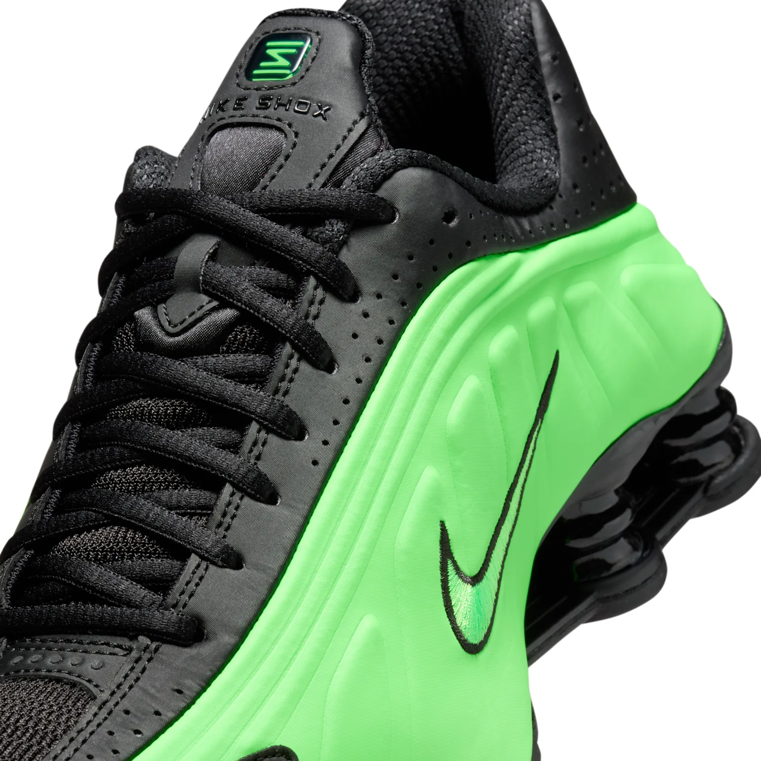 Nike Shox R4 image 7