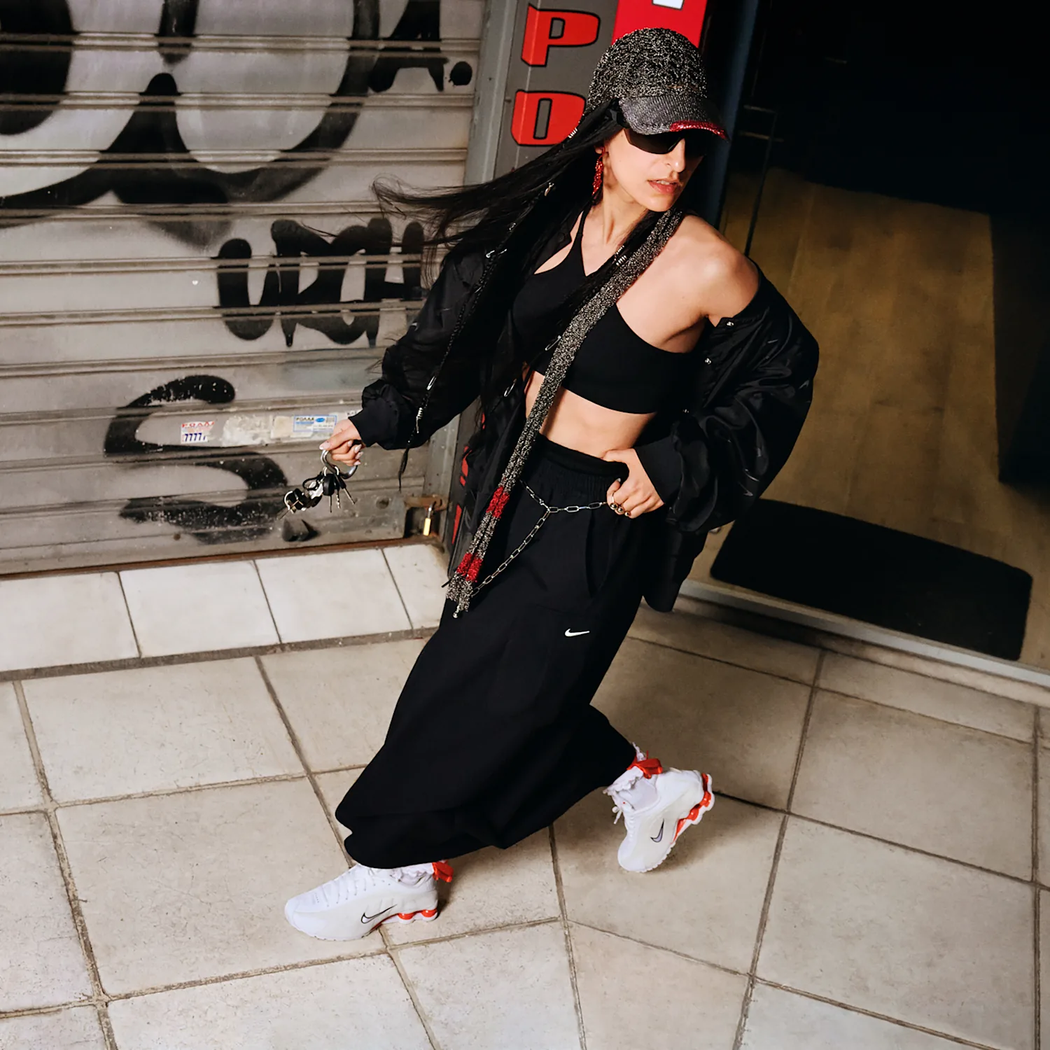 Nike Shox R4 image 5