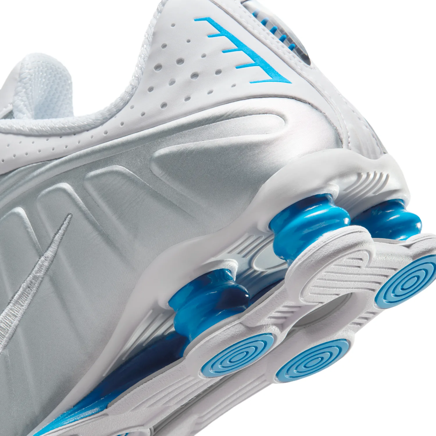 Nike Shox R4 image 8