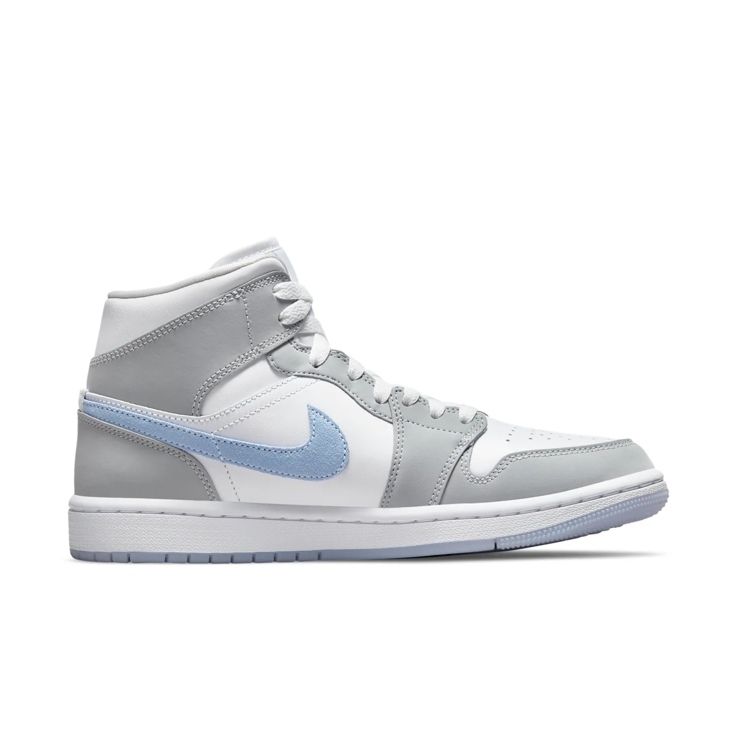 Air Jordan 1 Mid image 3