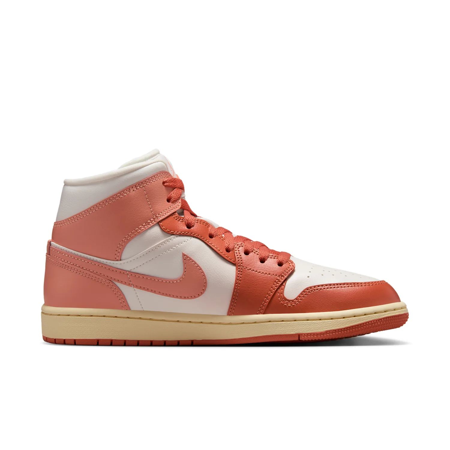 Air Jordan 1 Mid image 3
