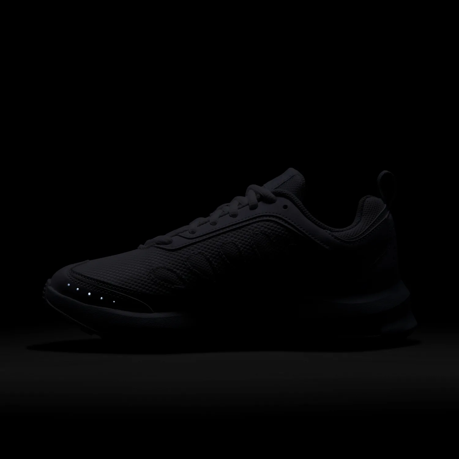 Nike Air Max AP image 3