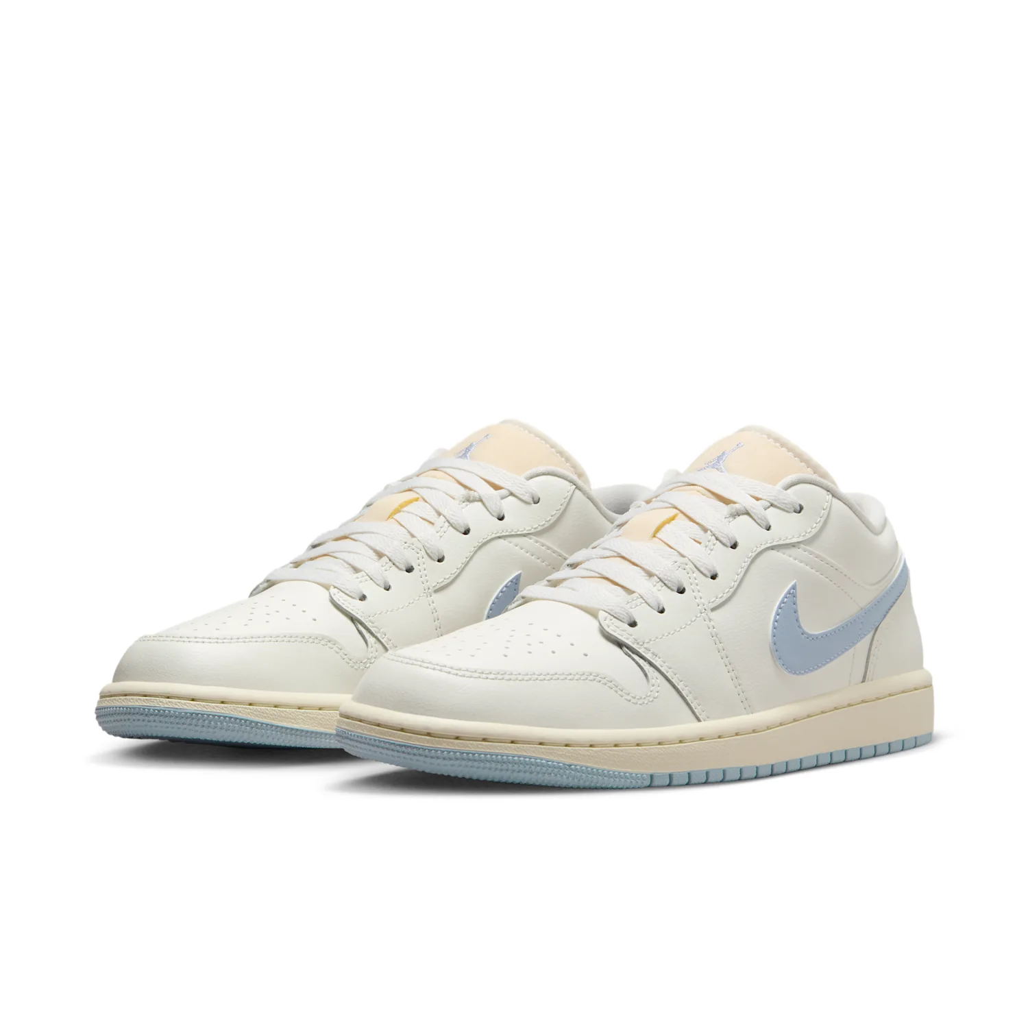 Air Jordan 1 Low image 5